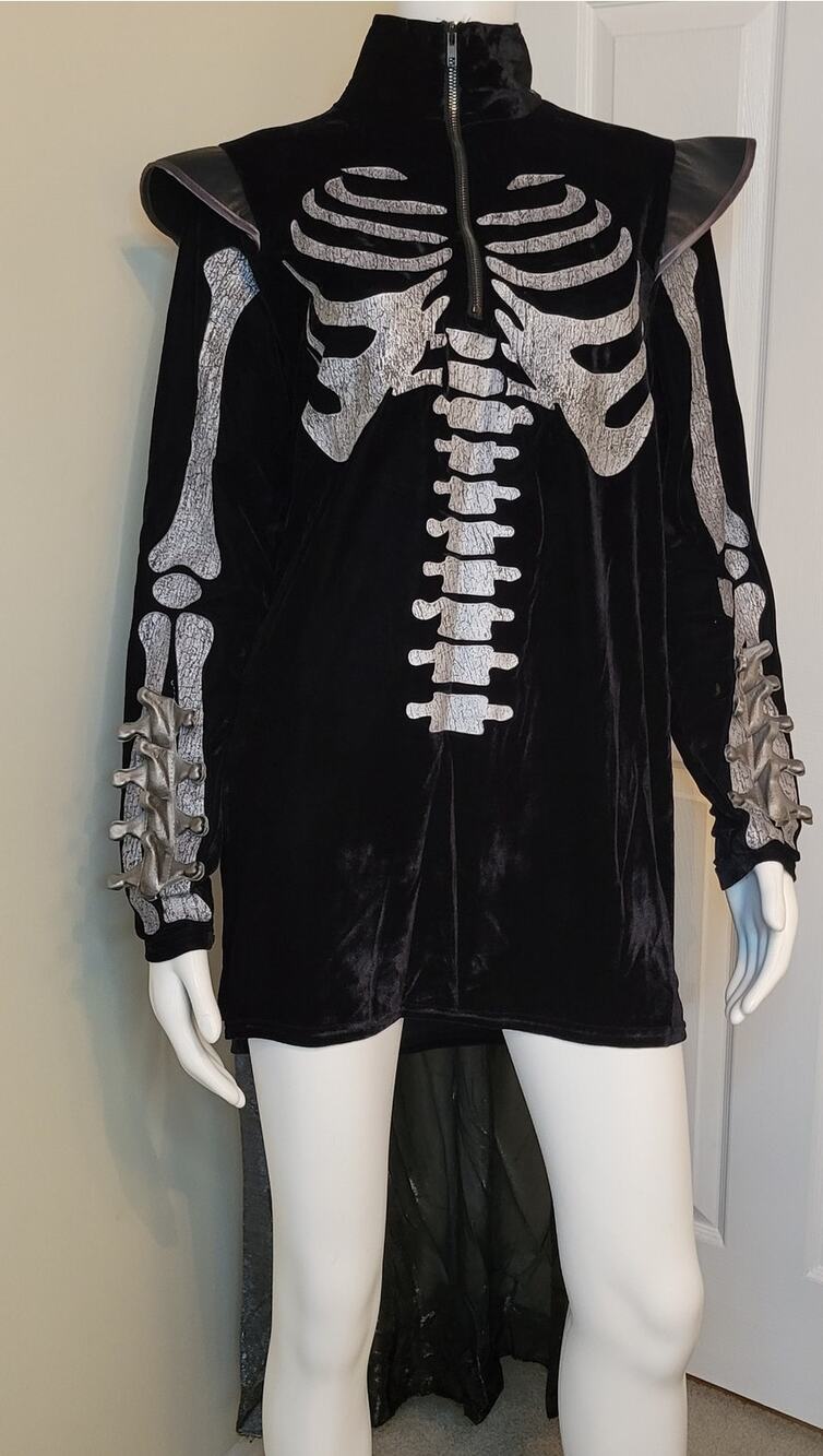 Halloween Costume Deluxe Skeleton King Shirt w/ Attached 55" Cape Size M Spirit